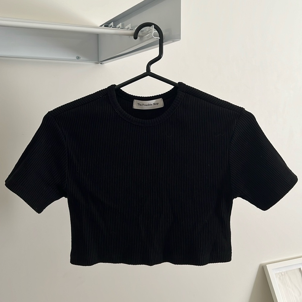 THE FRANKIE SHOP RIBBED CROPPED TEE SIZE XS BLACK